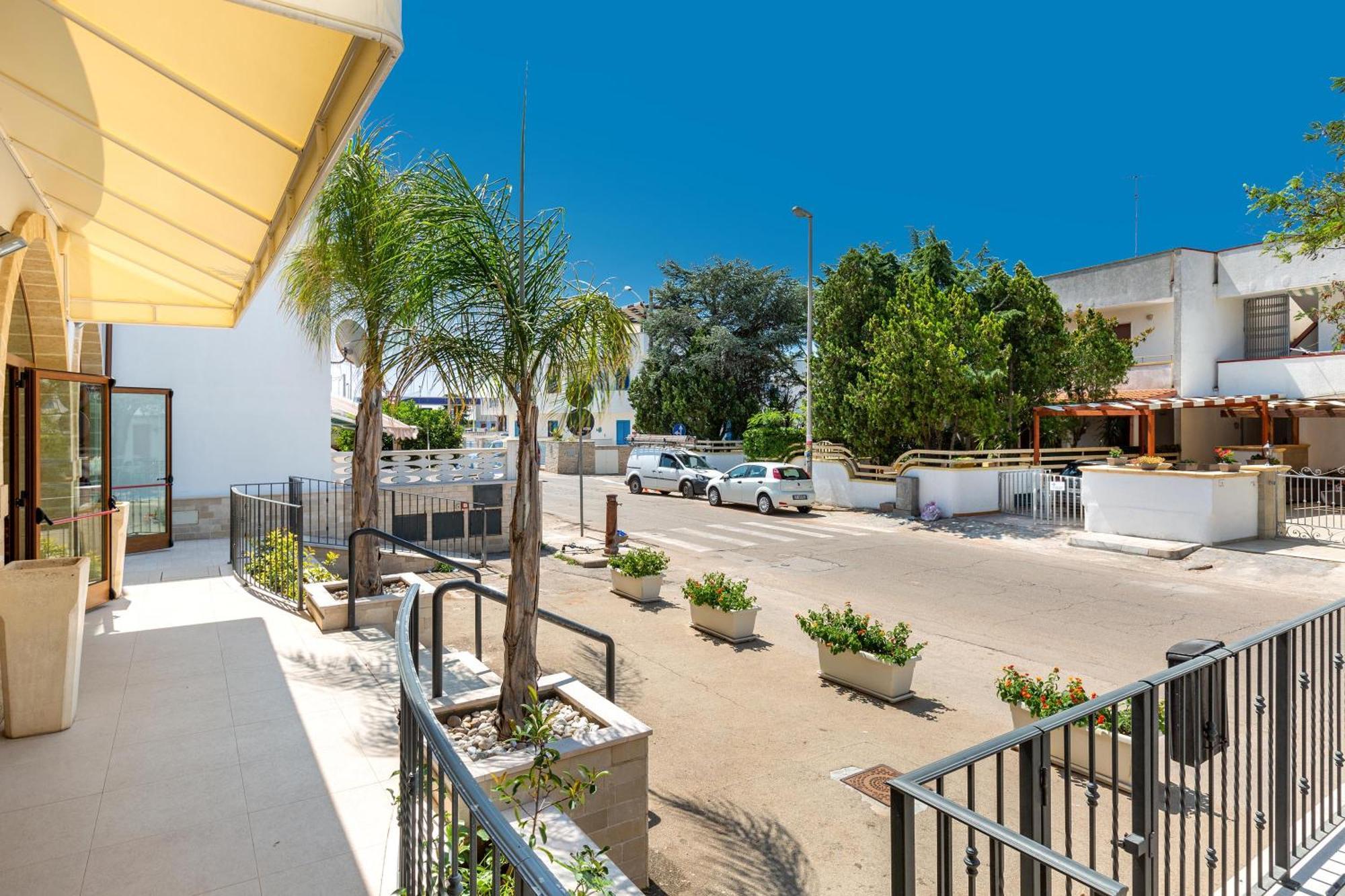 Lido Marini Rooms Affittacamere B&B Exteriér fotografie